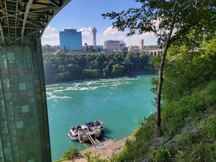 niagara-falls-maid-of-the-mist
