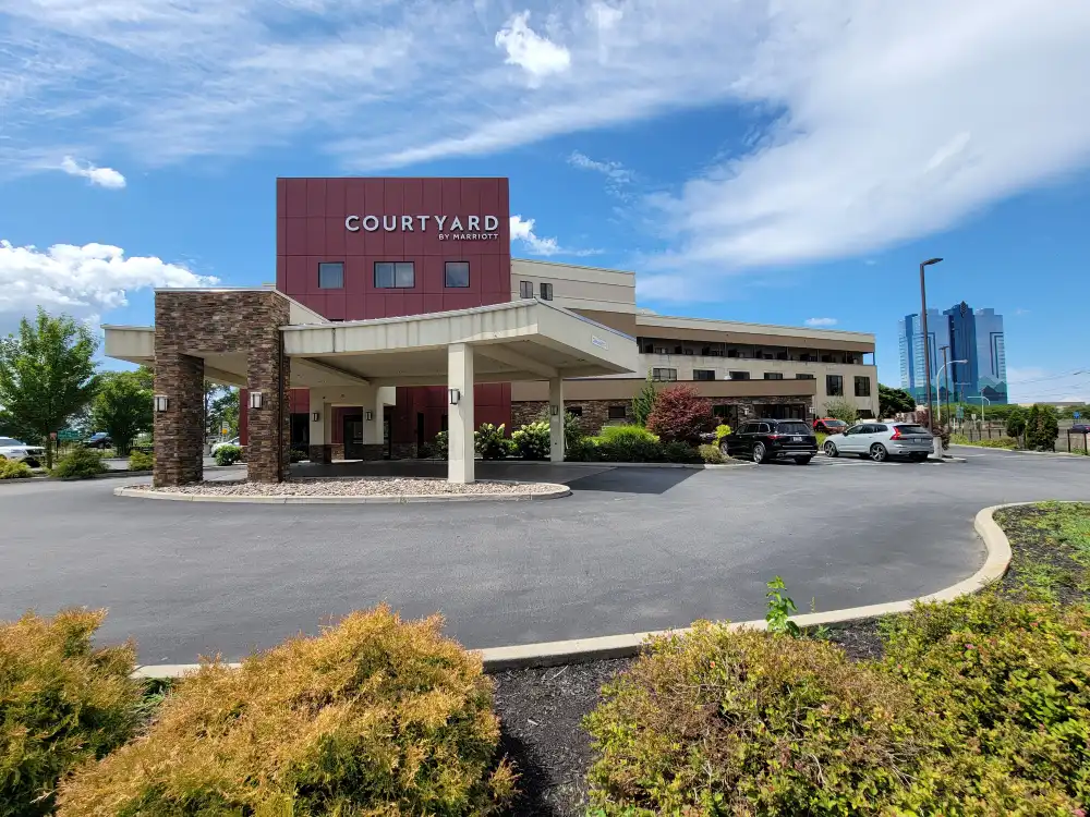 courtyard-by-marriott-niagara-falls-usa 9