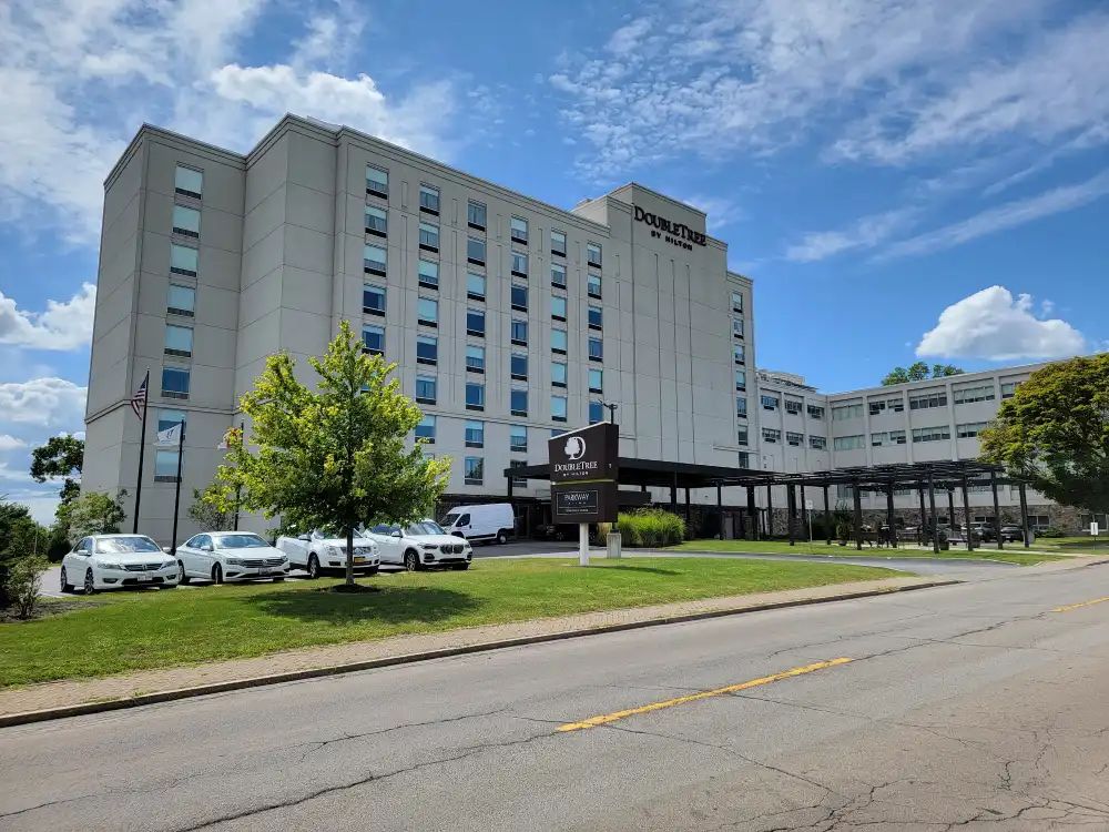 doubletree-by-hilton-hotel-niagara-falls-new-york 5