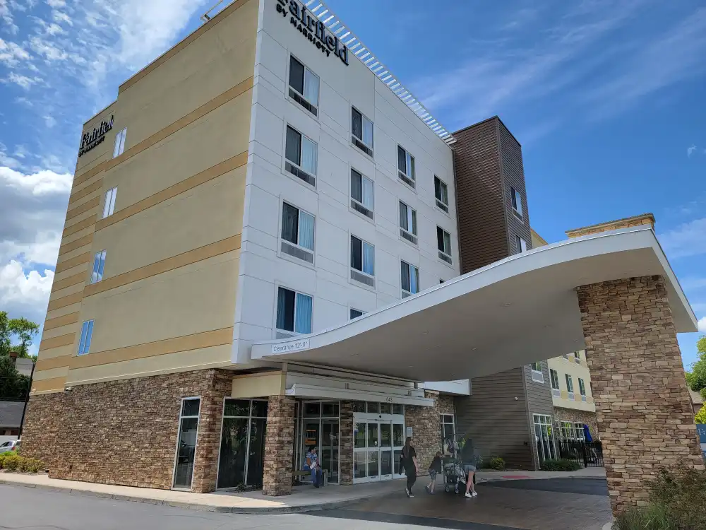 fairfield-by-marriott-niagara-falls 6