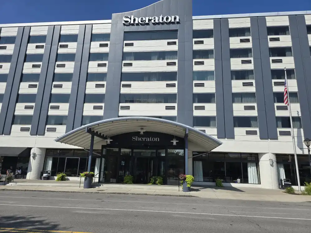 sheraton-niagara-falls 1