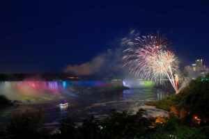 niagara-falls-fireworks 2