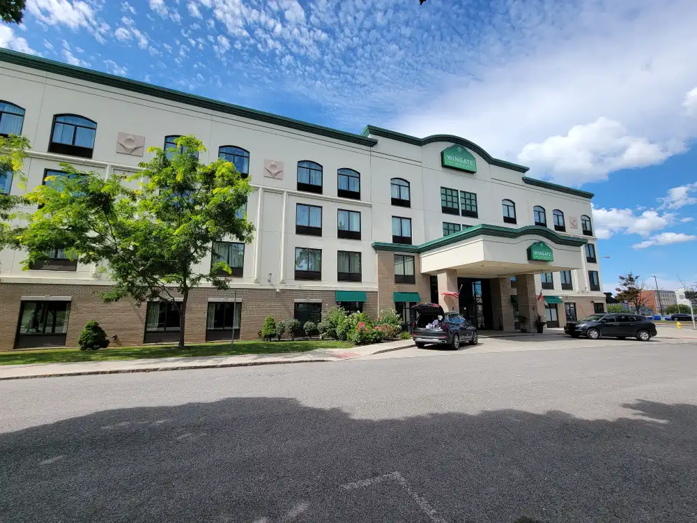 wingate by wyndham niagara falls 2